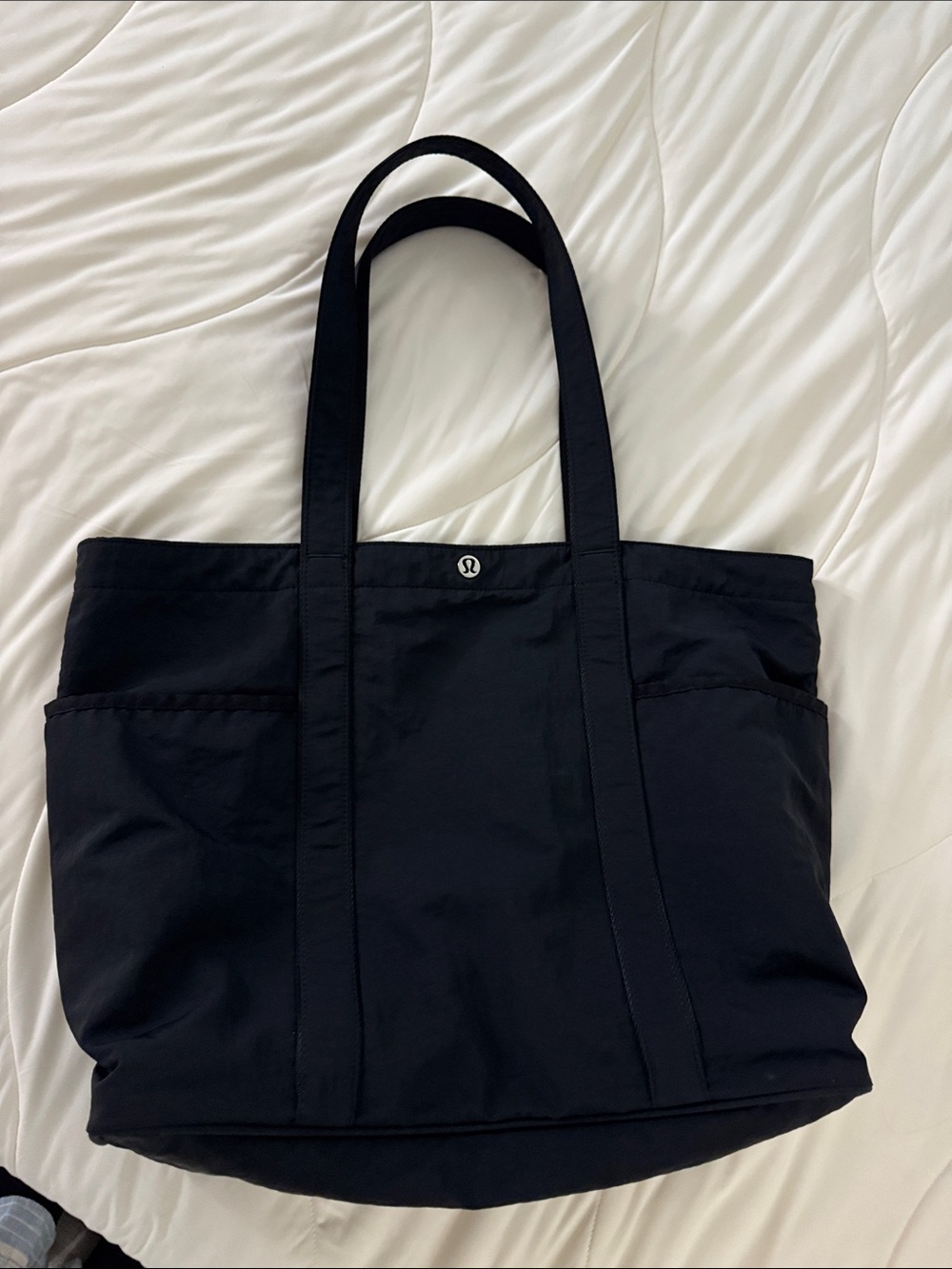 Lululemon Daily Multi-Pocket Tote Bag 20L - Picture 5 of 12